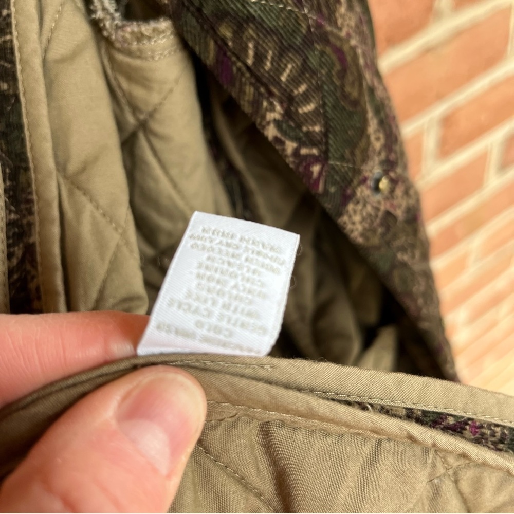 Patterned quilted jacket. 1X - Picture 8 of 11